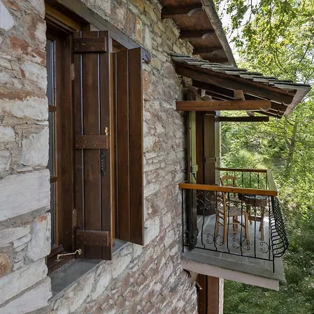Palios Stathmos Guest house