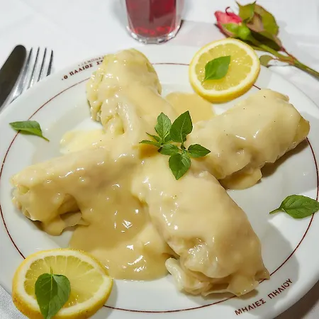 Palios Stathmos Guest house