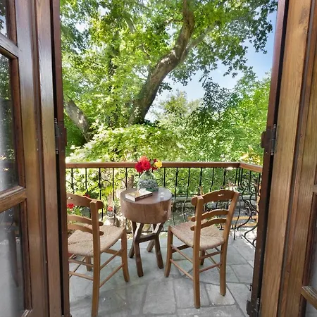 Palios Stathmos Guest house Mileai