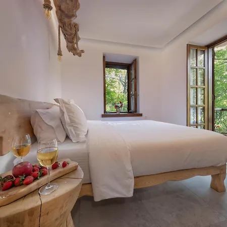 Palios Stathmos Guest house